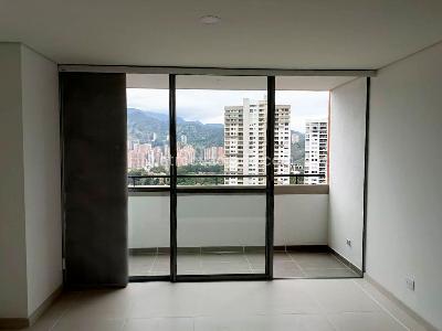 Apartamento en venta en Itagui, Itagüí · foto 2 de 17