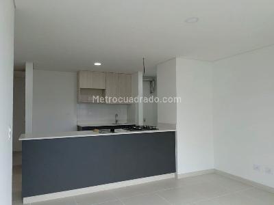 Apartamento en venta en Itagui, Itagüí · foto 4 de 17