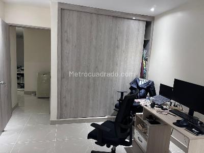 Apartamento en venta en Laureles, Medellín · foto 11 de 16