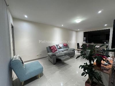 Apartamento en venta en Laureles, Medellín · foto 3 de 16