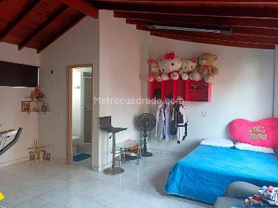 Casa de 4 alcobas en venta en Belen La Palma, Medellín, 176 m² · foto 11 de 17