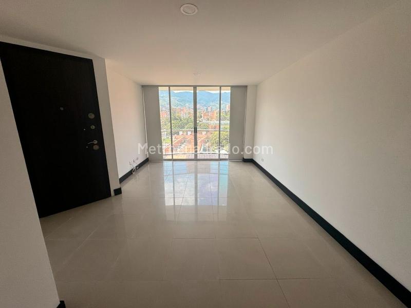 Apartamento de 1 Alcoba con Balcón en Laureles - 8
