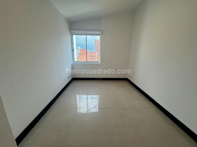 Apartamento de 1 Alcoba con Balcón en Laureles - 9