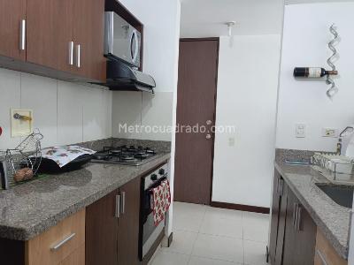 Apartamento de 3 alcobas en arriendo en Belen, Medellín, 61 m² · foto 7 de 18