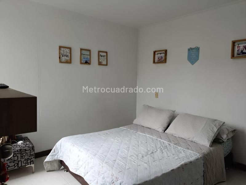 Apartamento de 3 Alcobas cerca a Parques en Belén - 8
