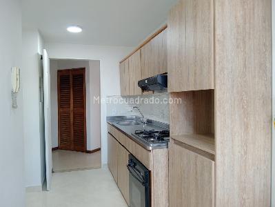 Apartamento en venta en Laureles, Medellín · foto 4 de 18