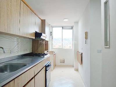 Apartamento en venta en Laureles, Medellín · foto 5 de 18