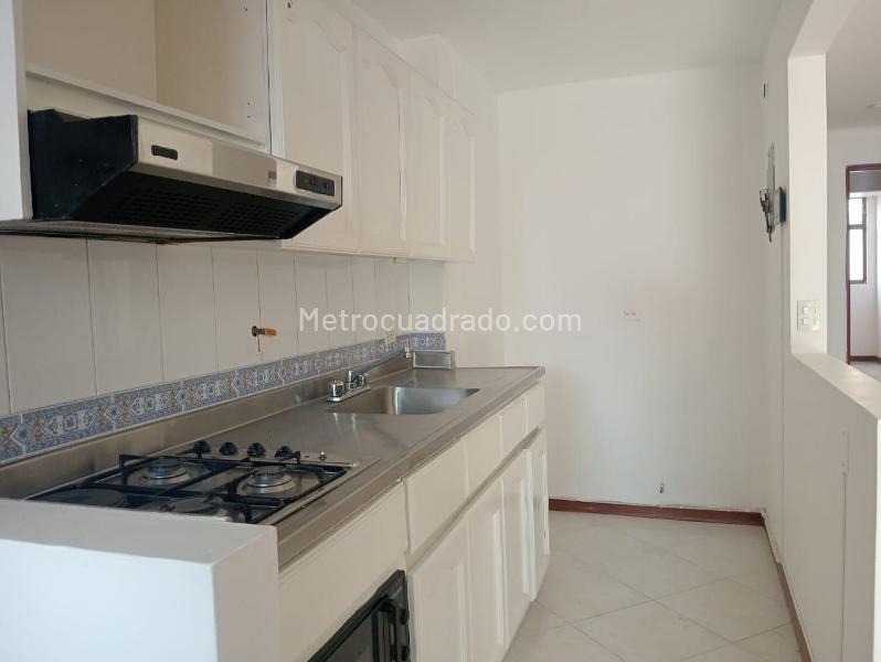 Cozy 2BR Apartment in Laureles - 3