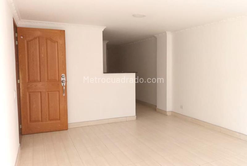 3BR Apartment for Rent in Gated Unit in Belún - 4