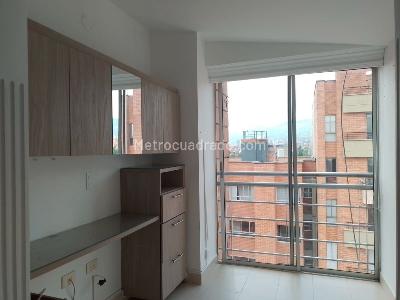 Apartamento en venta en Laureles, Medellín · foto 13 de 19