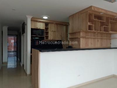 Apartamento en venta en Laureles, Medellín · foto 3 de 19