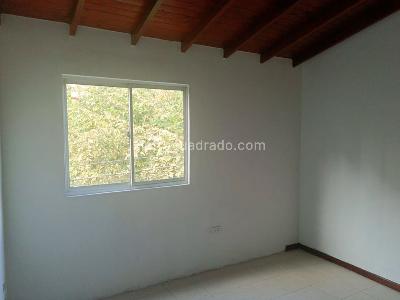 Casa de 3 alcobas en venta en Belen, Medellín, 90 m² · foto 10 de 16