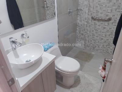 Apartamento de 3 alcobas en arriendo en Laureles, Medellín, 80 m² · foto 16 de 18