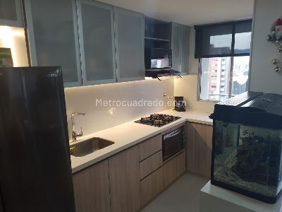 Apartamento de 3 alcobas en arriendo en Laureles, Medellín, 80 m² · foto 5 de 18