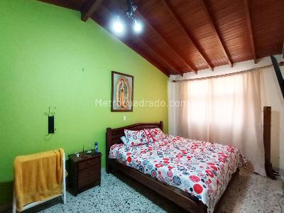 Apartamento en venta en Laureles, Medellín · foto 10 de 18