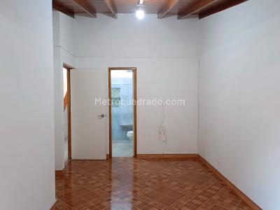 Casa de 3 alcobas en venta en Belen, Medellín, 190 m² · foto 10 de 20