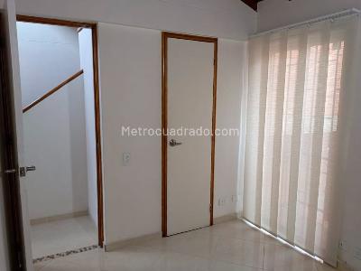 Casa de 3 alcobas en venta en Belen, Medellín, 190 m² · foto 16 de 20