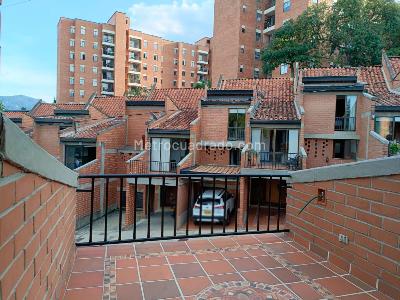 Casa de 3 alcobas en venta en Belen, Medellín, 190 m² · foto 20 de 20