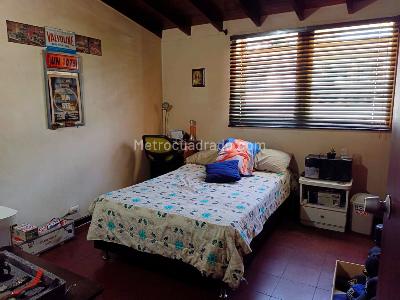 Casa de 4 alcobas en venta en Belen, Medellín, 274 m² · foto 10 de 18