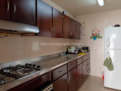 Casa de 4 alcobas en venta en Belen, Medellín, 274 m² · foto 6 de 18