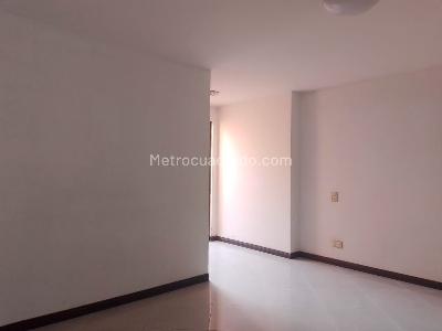 Apartamento en venta en Laureles, Medellín · foto 10 de 19