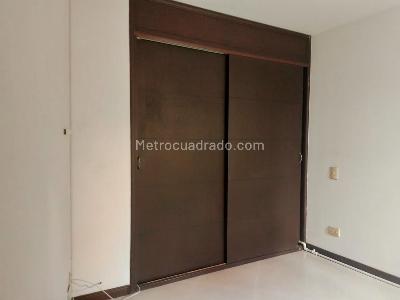 Apartamento en venta en Laureles, Medellín · foto 11 de 19