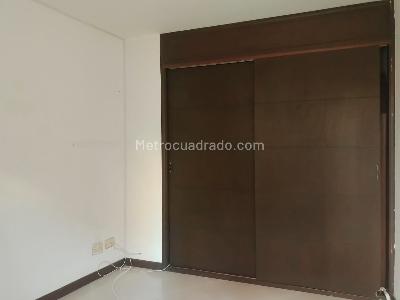 Apartamento en venta en Laureles, Medellín · foto 12 de 19