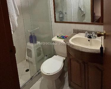 Apartamento de 2 alcobas en venta en Belen, Medellín, 68 m² · foto 10 de 12