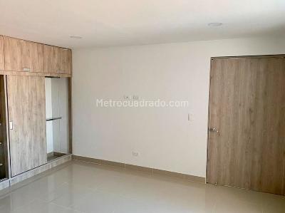 Apartamento de 3 alcobas en arriendo en Laureles, Medellín, 134 m² · foto 4 de 11