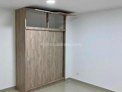 Apartamento de 3 alcobas en arriendo en Laureles, Medellín, 134 m² · foto 6 de 11