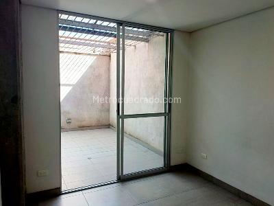 Apartamento en arriendo en Belen, Medellín · foto 9 de 14