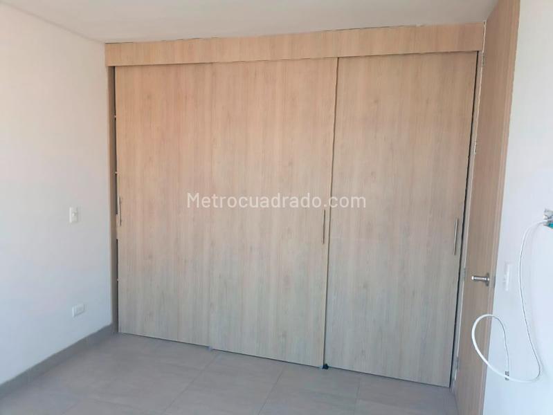 Estudio Tipo Loft Amoblado de 1 Alcoba en Belén - 8
