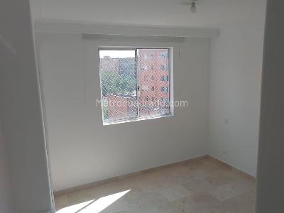 Apartamento de 4 alcobas en venta en Laureles, Medellín, 150 m² · foto 15 de 18