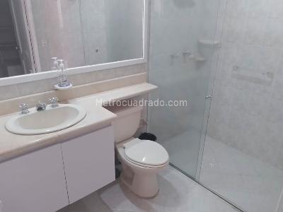 Apartamento de 4 alcobas en venta en Laureles, Medellín, 150 m² · foto 18 de 18