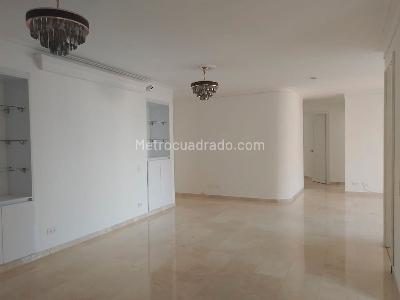 Apartamento de 4 alcobas en venta en Laureles, Medellín, 150 m² · foto 5 de 18