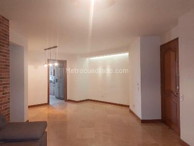 Apartamento en venta en Laureles, Medellín · foto 2 de 18