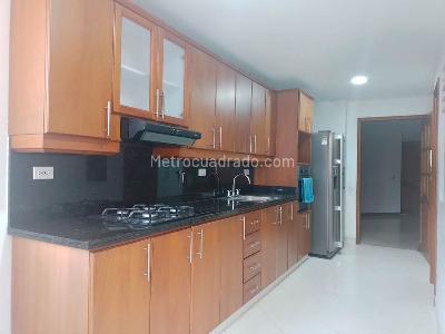 Apartamento en venta en Laureles, Medellín · foto 5 de 18