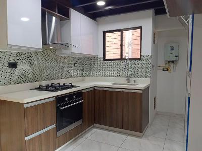Apartamento en venta en Belen, Medellín · foto 5 de 17