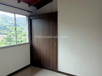 Apartamento en venta en Belen, Medellín · foto 9 de 17