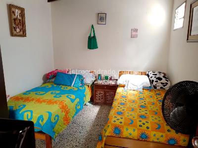 Casa de 4 alcobas en venta en Laureles, Medellín, 200 m² · foto 12 de 20
