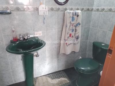Casa de 4 alcobas en venta en Laureles, Medellín, 200 m² · foto 18 de 20