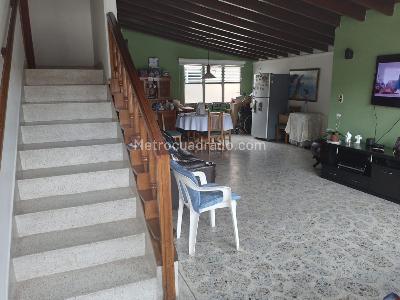 Casa de 4 alcobas en venta en Laureles, Medellín, 200 m² · foto 3 de 20