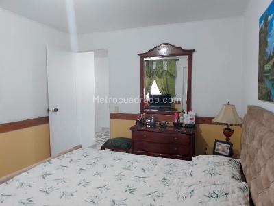 Apartamento de 3 alcobas en venta en La America, Medellín, 124 m² · foto 12 de 19
