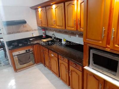 Apartamento de 3 alcobas en venta en La America, Medellín, 124 m² · foto 5 de 19