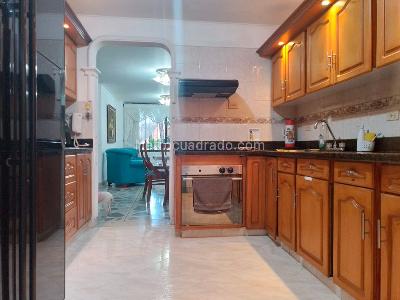 Apartamento de 3 alcobas en venta en La America, Medellín, 124 m² · foto 6 de 19