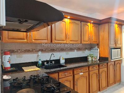 Apartamento de 3 alcobas en venta en La America, Medellín, 124 m² · foto 8 de 19