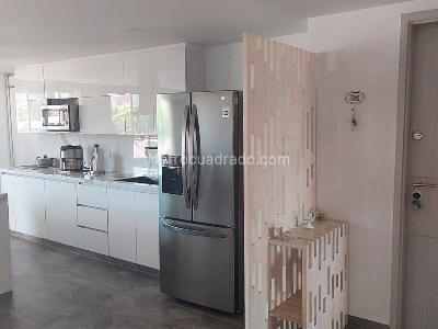 Apartamento en venta en La America, Medellín · foto 4 de 10