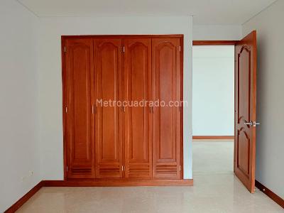 Apartamento en venta en Laureles, Medellín · foto 10 de 19