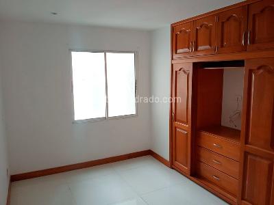 Apartamento de 3 alcobas en venta en Laureles, Medellín, 106 m² · foto 13 de 19