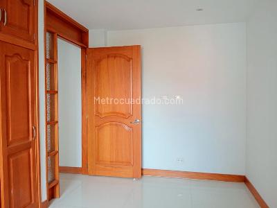 Apartamento de 3 alcobas en venta en Laureles, Medellín, 106 m² · foto 15 de 19